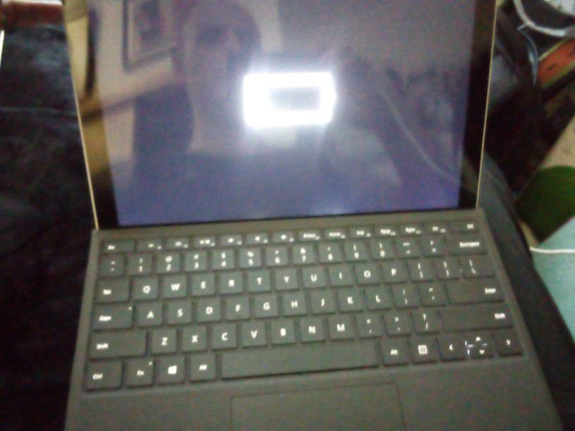 Microsoft Surface Pro 256gb