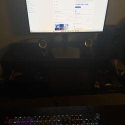 Samsung Odyssey G60SD 27″ OLED 360Hz Gaming Monitor – Like New