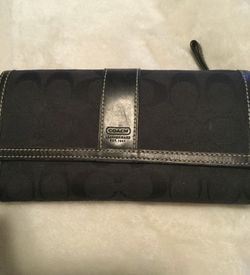 Coach wallet black