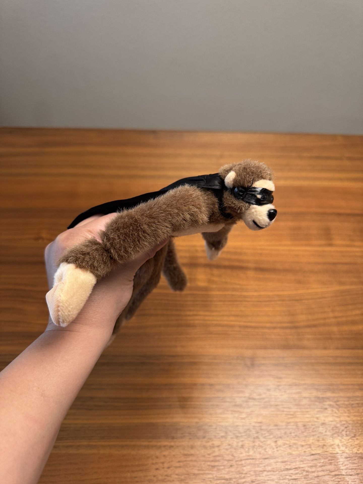 Flying Screaming Monkey Flingshot Slingshot Plush Toy for Kids, As Is