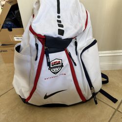 NIKE USA ELITE OLYMPICS BASKETBALL BACKPACK BAG 