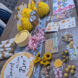 Baby Bee Baby shower Decorations 