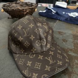 Lv Hat 