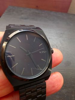 Nixon watch