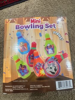 Bowling set