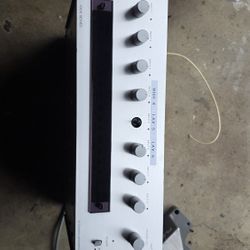 TOA  AX-1000 AUTOMATIC MICROPHONE MIXER, SEVEN  INPUT