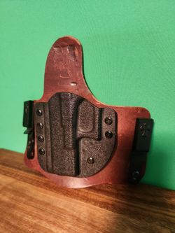 Cross Breed Holster