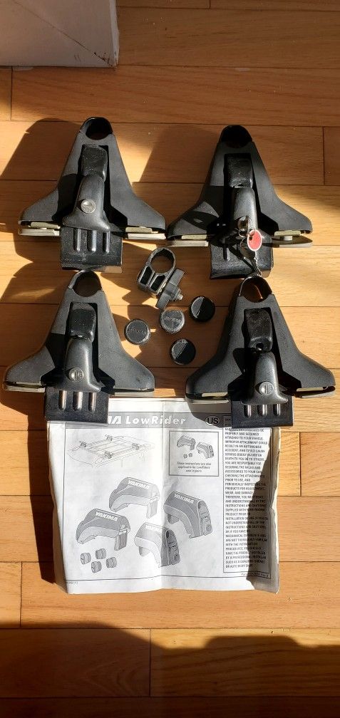 YAKIMA Y30 Y 30 CLIPS SST TOWERS PADS ROOF RACK