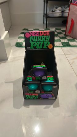 Needoh Funky Pup Display Box with Units