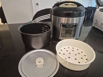 Aroma 8-Cup Digital Rice Cooker & Food Steamer