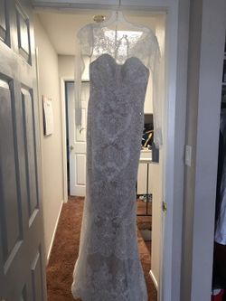 Oleg Cassini lace/beaded Wedding Dress