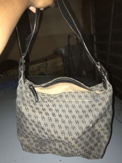 Dooney & Bourke