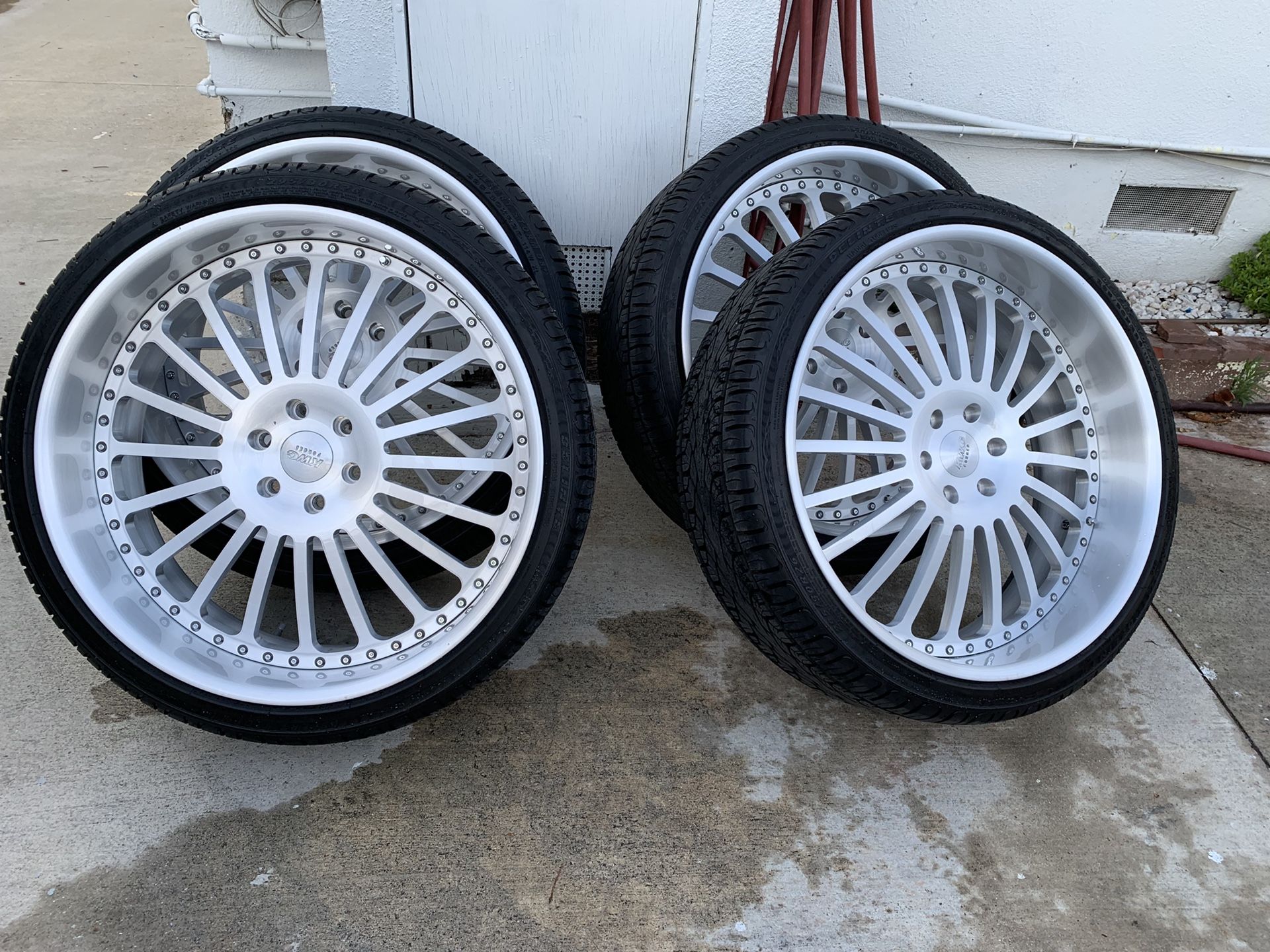26-kwc-forged-3-pc-wheels-6-lug-chevy-gmc-cadillac-295-30r26-tires-for