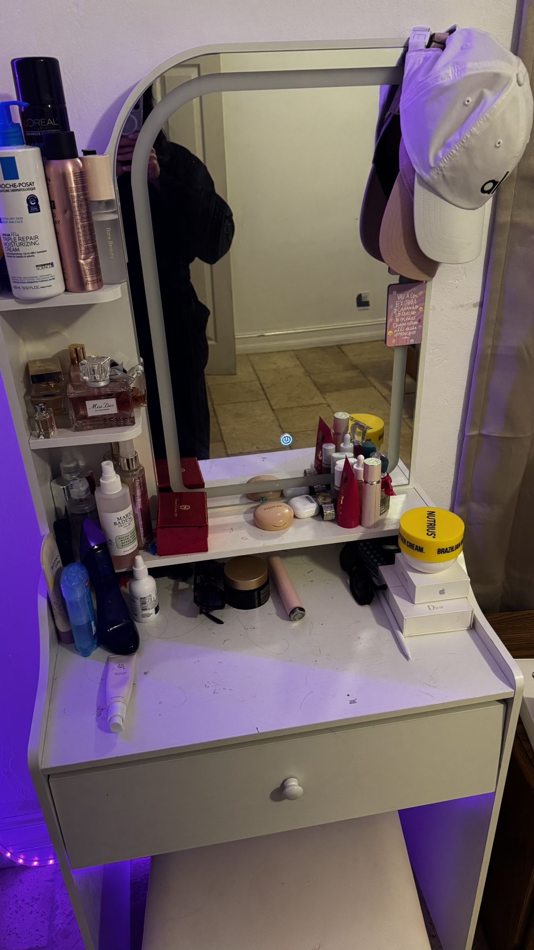 Vanity Peinadora Pequeña Con Espejo Led