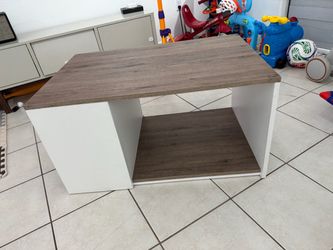 Free coffee table