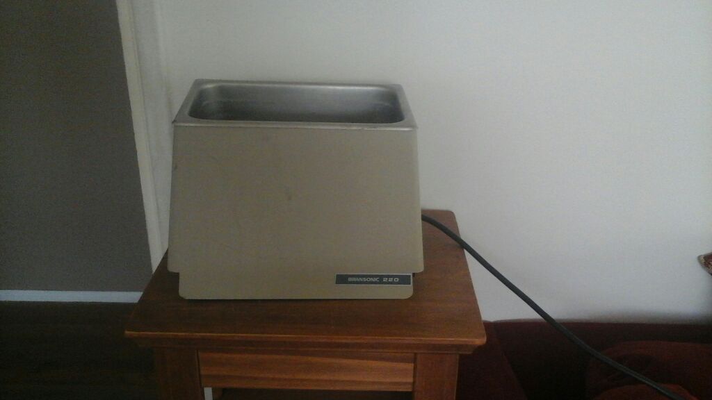 VINTAGE BRANSON BRANSONIC B 220 ULTRASONIC CLEANER