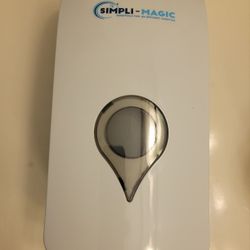 Bathroom countertop soap dispensers