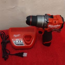 Gen 4 M12 Milwaukee Fuel Hammer Drill Kit Completo $130