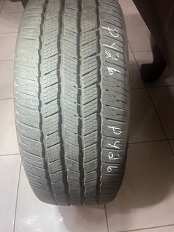 275/50/22. One used Michelin defender tire, please red description.