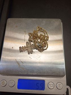 10 karat gold cross & necklace 24"