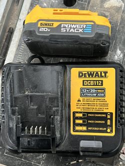 Dewalt 20v Power stack Plus Charger