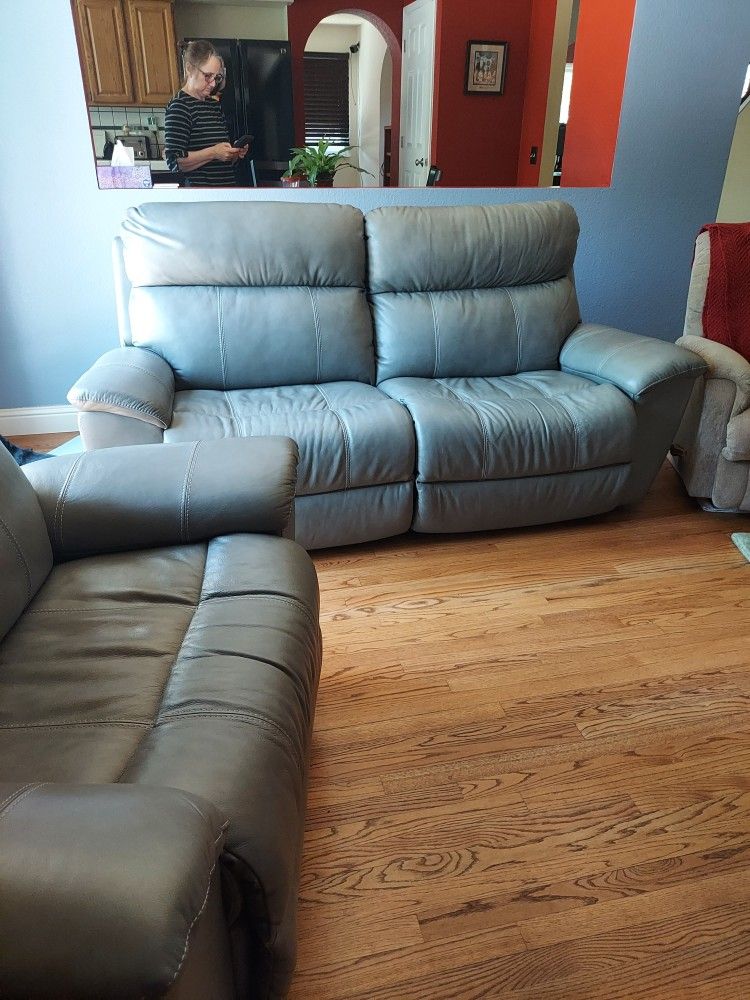 La-Z-Boy Leather Couch And Chair / Serious Offers