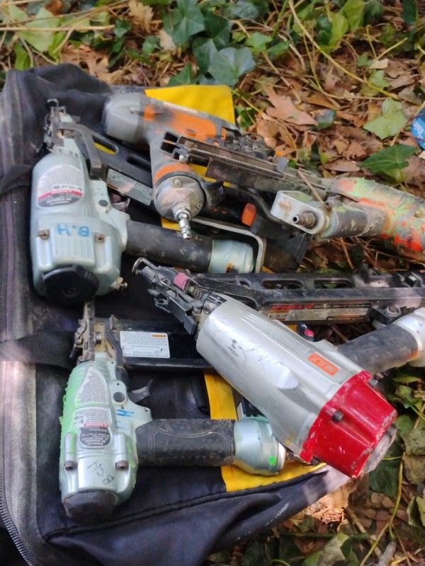 318 Gauge Nail Guns Trim Nailers And Two 16 Gauge Nail Guns All Almost Brand New All Work Good