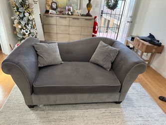 Couch  and loveseat custom made moving need to sell