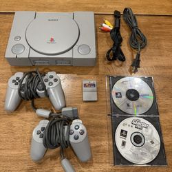 Sony PlayStation 1 PS1 Game Console SCPH-5501 w/ Controllers, Games, Memory Card