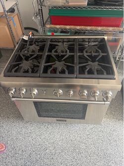 Thermador Gas range