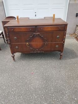 Antique Furniture 
