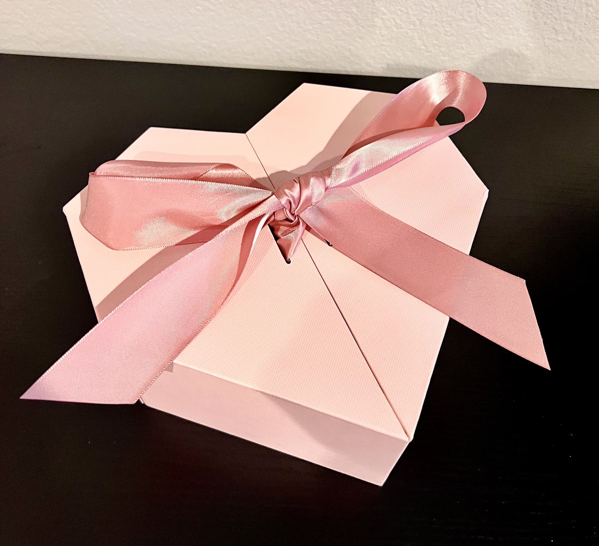 New Sealed Large Pink Heart Shaped Gift/ Flower Boxes with Pink Ribbon