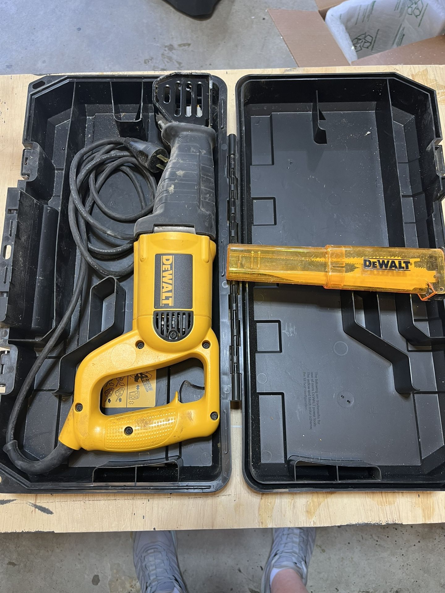 DeWalt Reciprocating Saw
