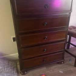 5 Drawer Dresser