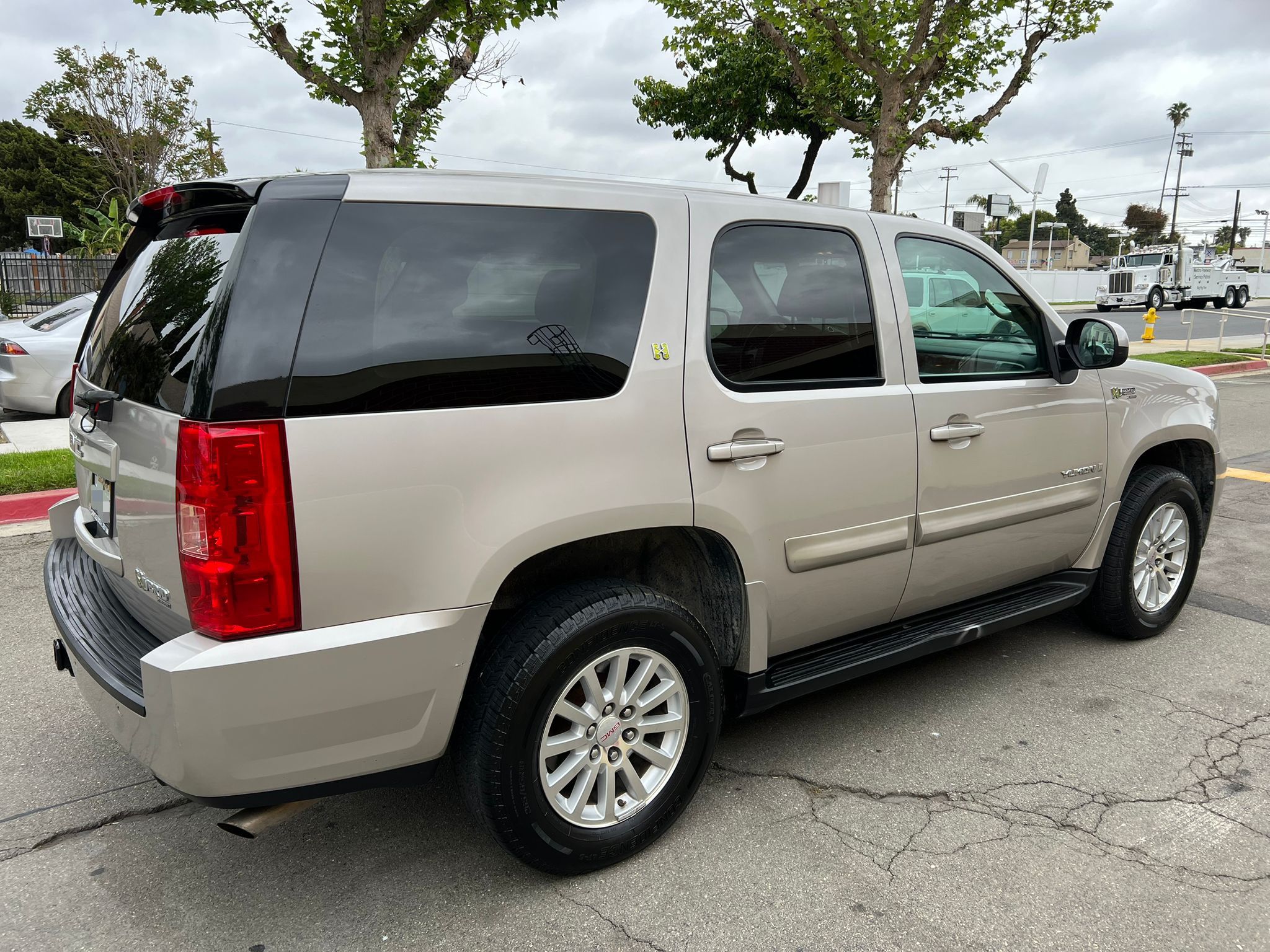2008 GMC Yukon Hybrid