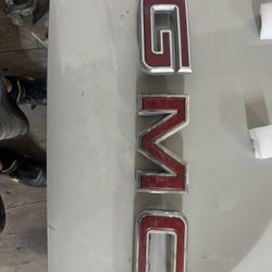 GMC EMBLEM SIERRA