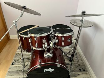 PDP Center Stage 22” Drum Kit (like new) Everything you need to play and more!
