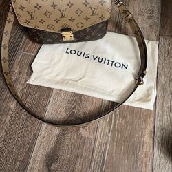 Louis Vuitton Pochette Métis 