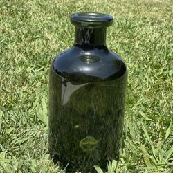 Decorative Vase—Dark Olive Green 🏺💚