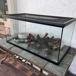 Reptile Tank With Table