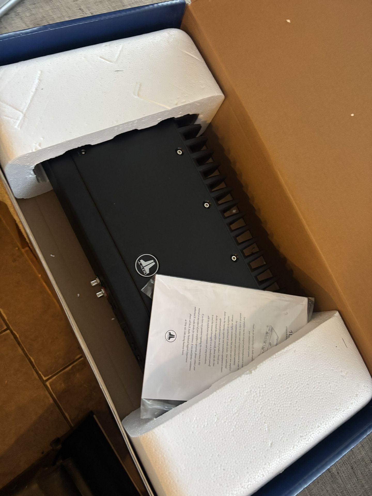 JL Audio 1200/1 V3 Car Amp Como Nuebo
