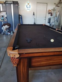 Pool table 9ft