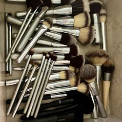 New It Make Up Brushes 