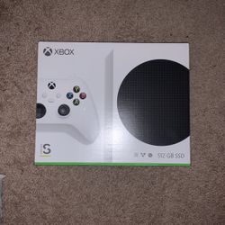 Xbox Series S Bundle