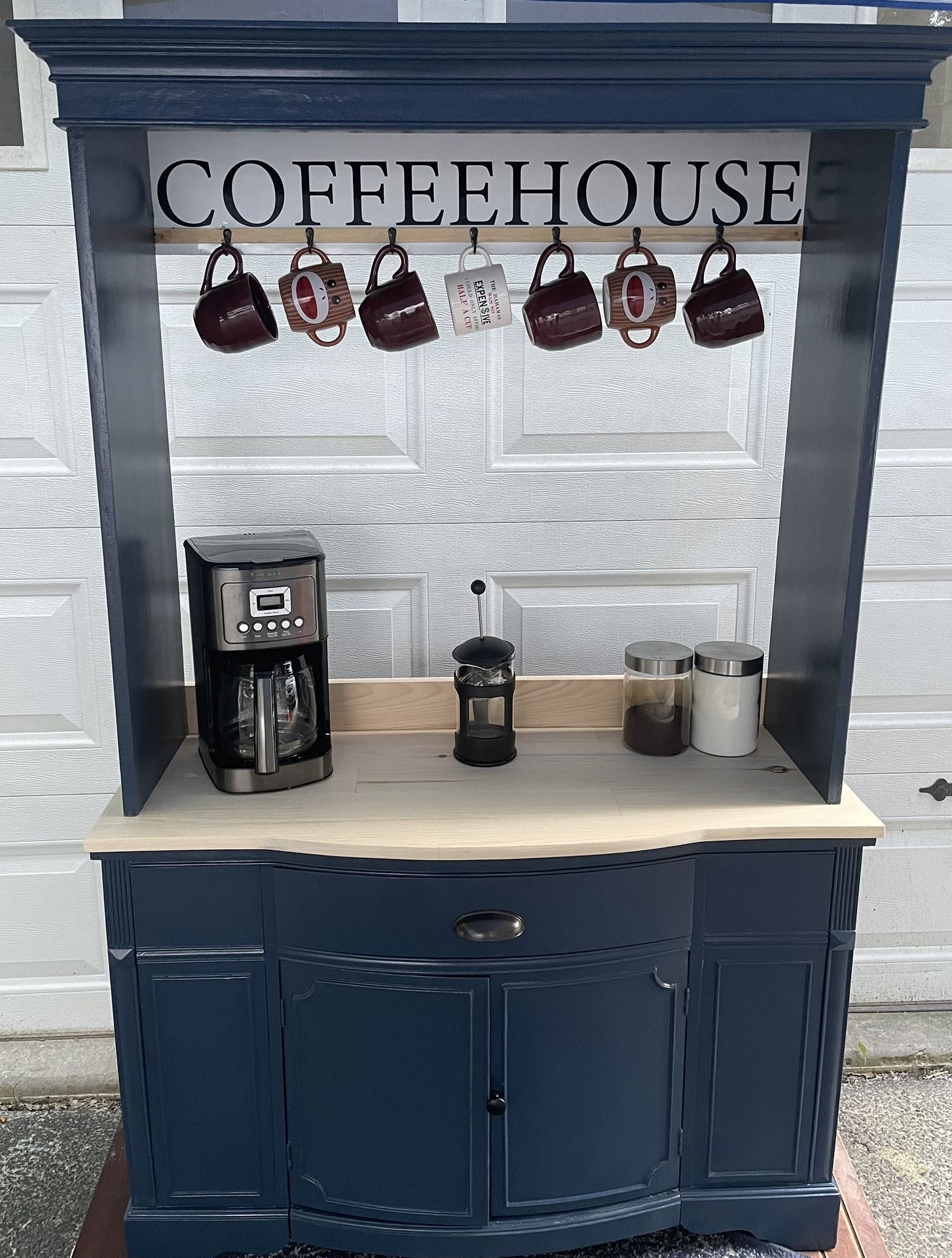 Coffee bar/ Coffee/ Hutch/ Island/ Cabinet/ Pantry