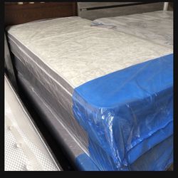 Brand New PLUSH TWIN mattress !!! 