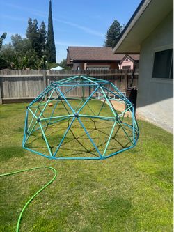 Climbing dome