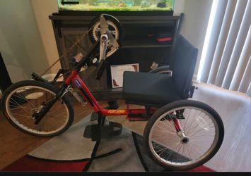 Invacare Top End
Hand Cycle Red