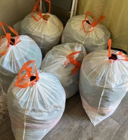 Women’s clothes 6 bags $100 pick up chino hills Not free please
