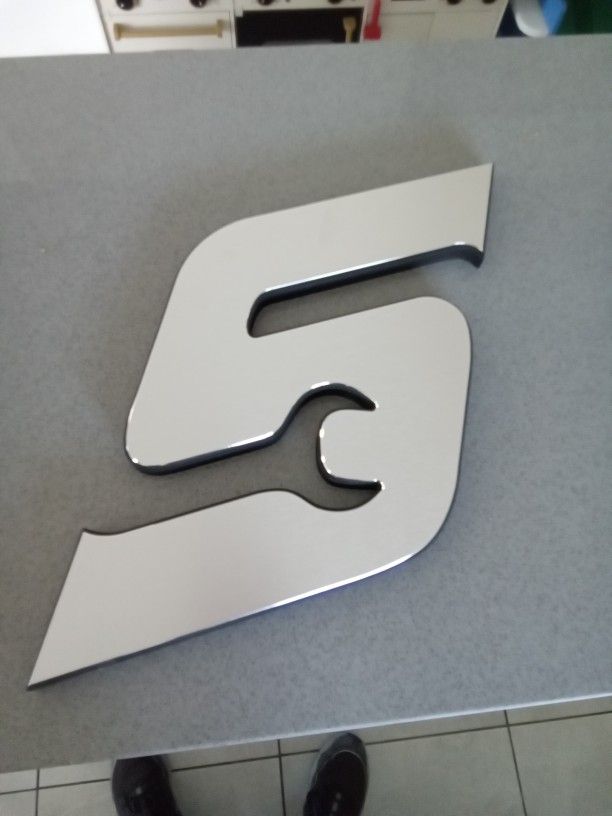 Snap On Wrench Logo Sign